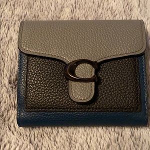 **NEW** Coach Tabby Small Wallet